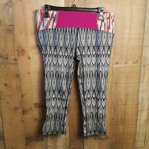 Prana Capris Cropped Leggings Yoga Pants L Pink Abstract Print